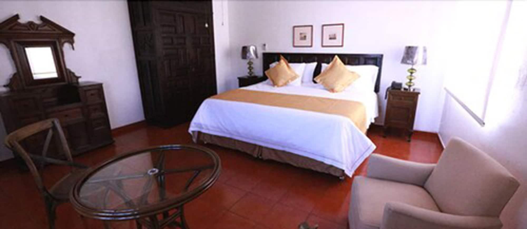 Hotel Casa Colonial - Adults Only เควนาวากา ภายนอก รูปภาพ